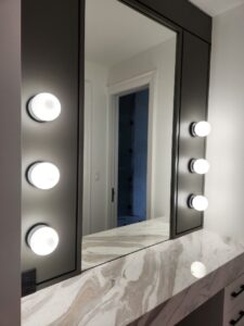Design and implementation of makeup room lighting